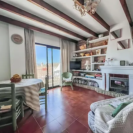2 Bedroom Duplex In Apartment *