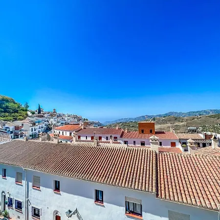 2 Bedroom Duplex In Frigiliana