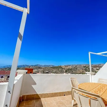 2 Bedroom Duplex In Apartment